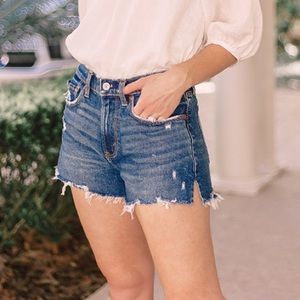 Abercrombie Curve Love Mom Shorts